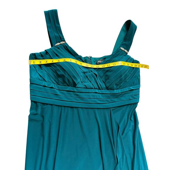 Beautiful Teal Plus Formal Evening Gown - Size 20W - Picture 14 of 15